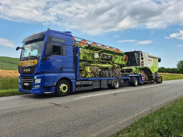 Transport kombajna